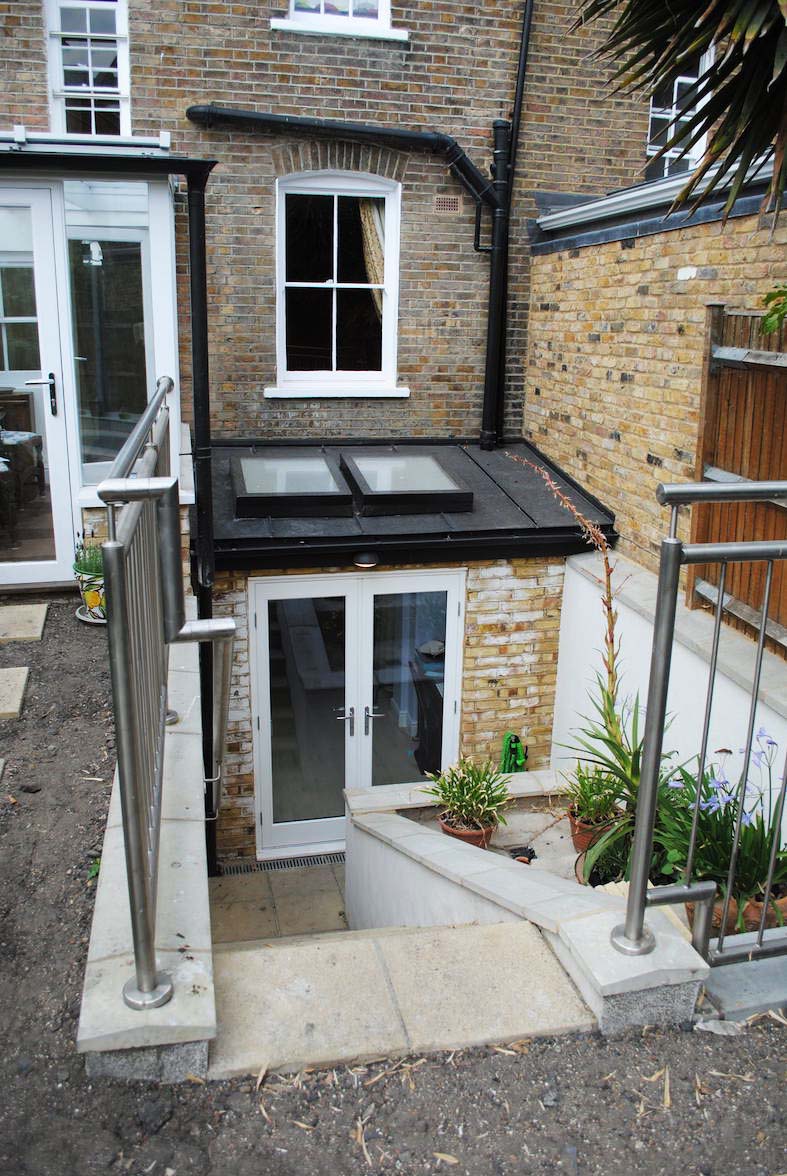 19C Listed House Extension Image