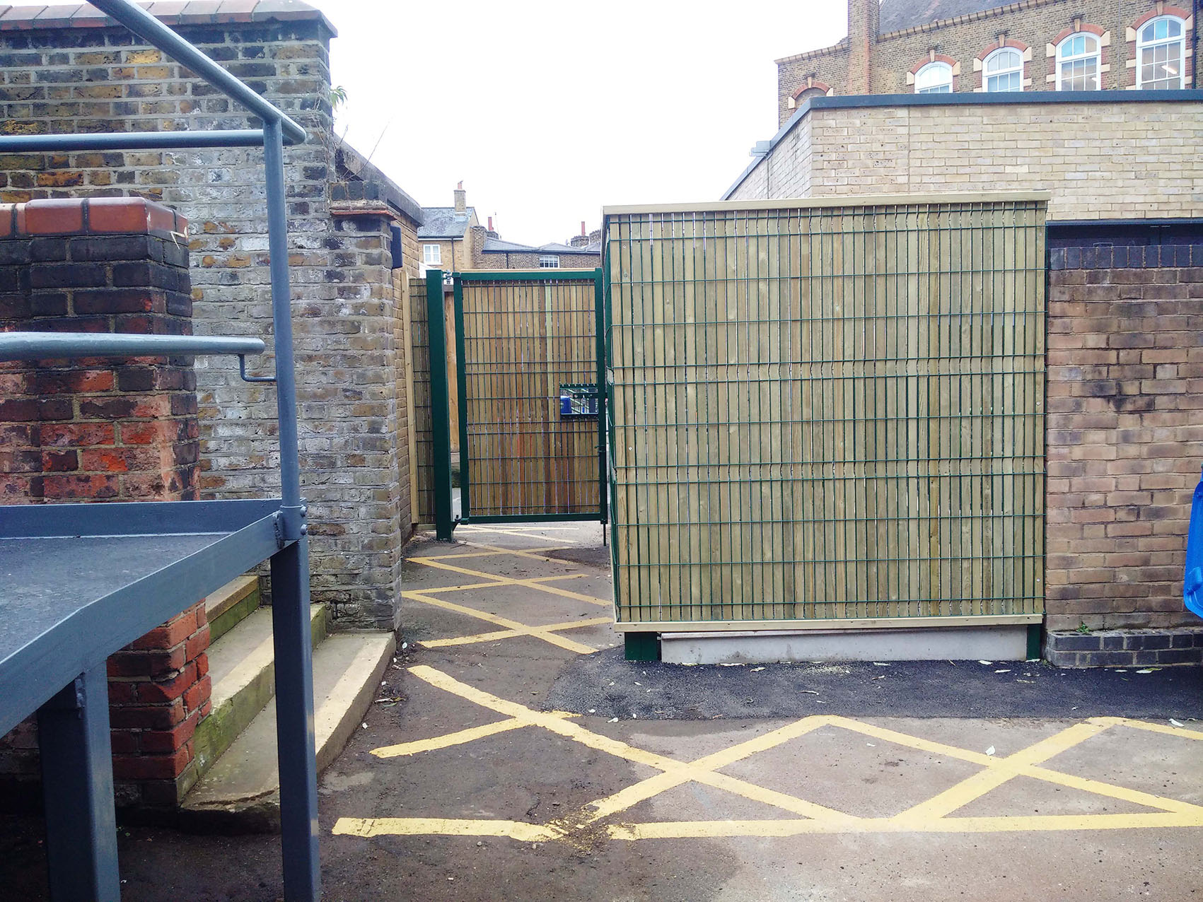 Emergency Escape Route Exterior Image